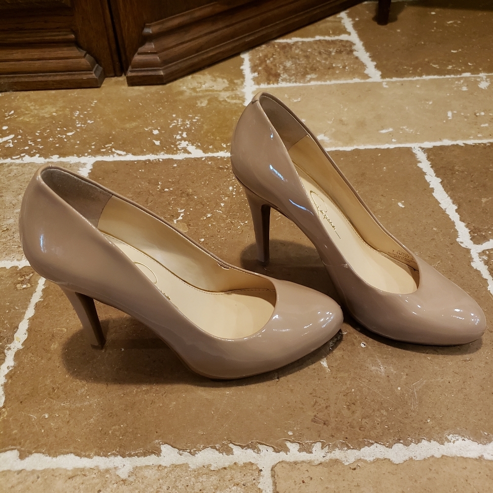 Jessica Simpson nude tan heels